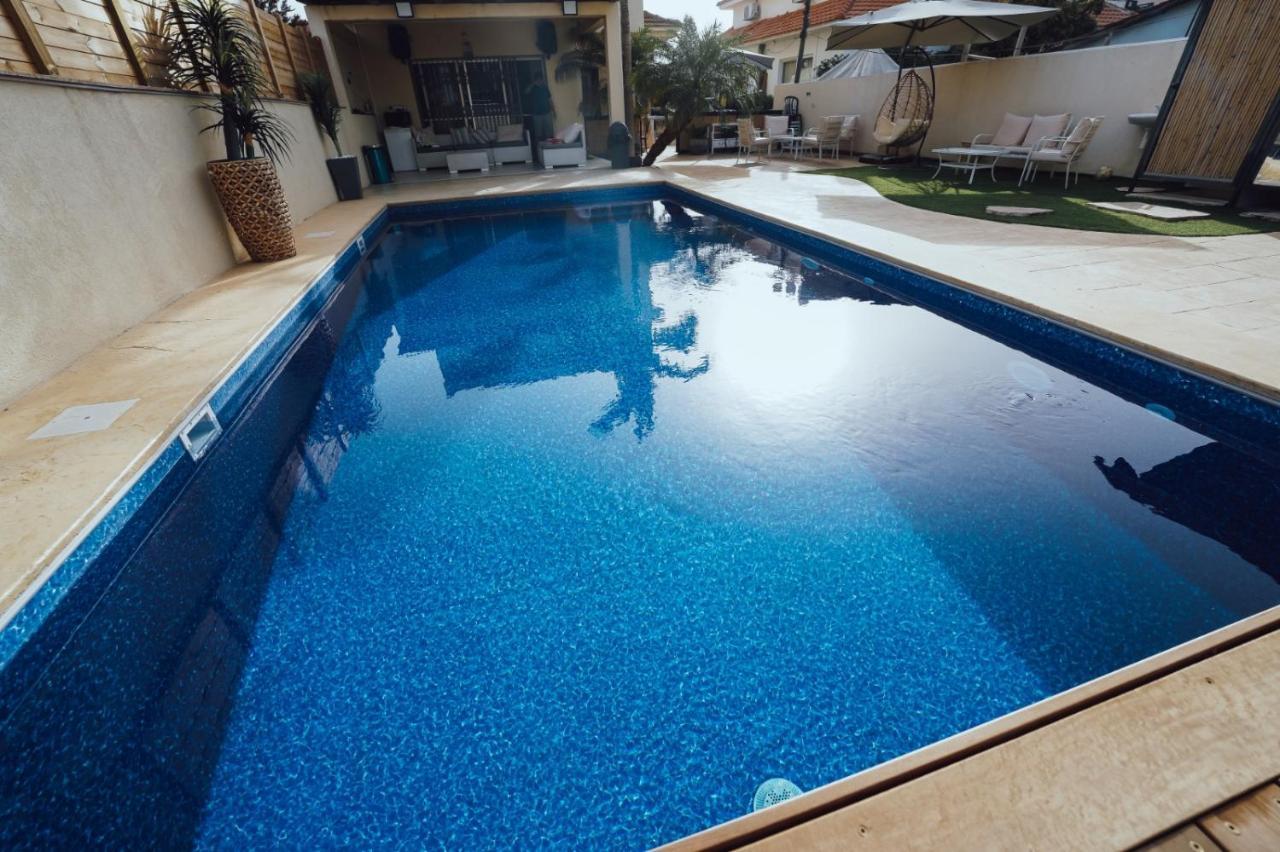 Ferienwohnung קאסה גומז Kiryat Ekron Exterior foto