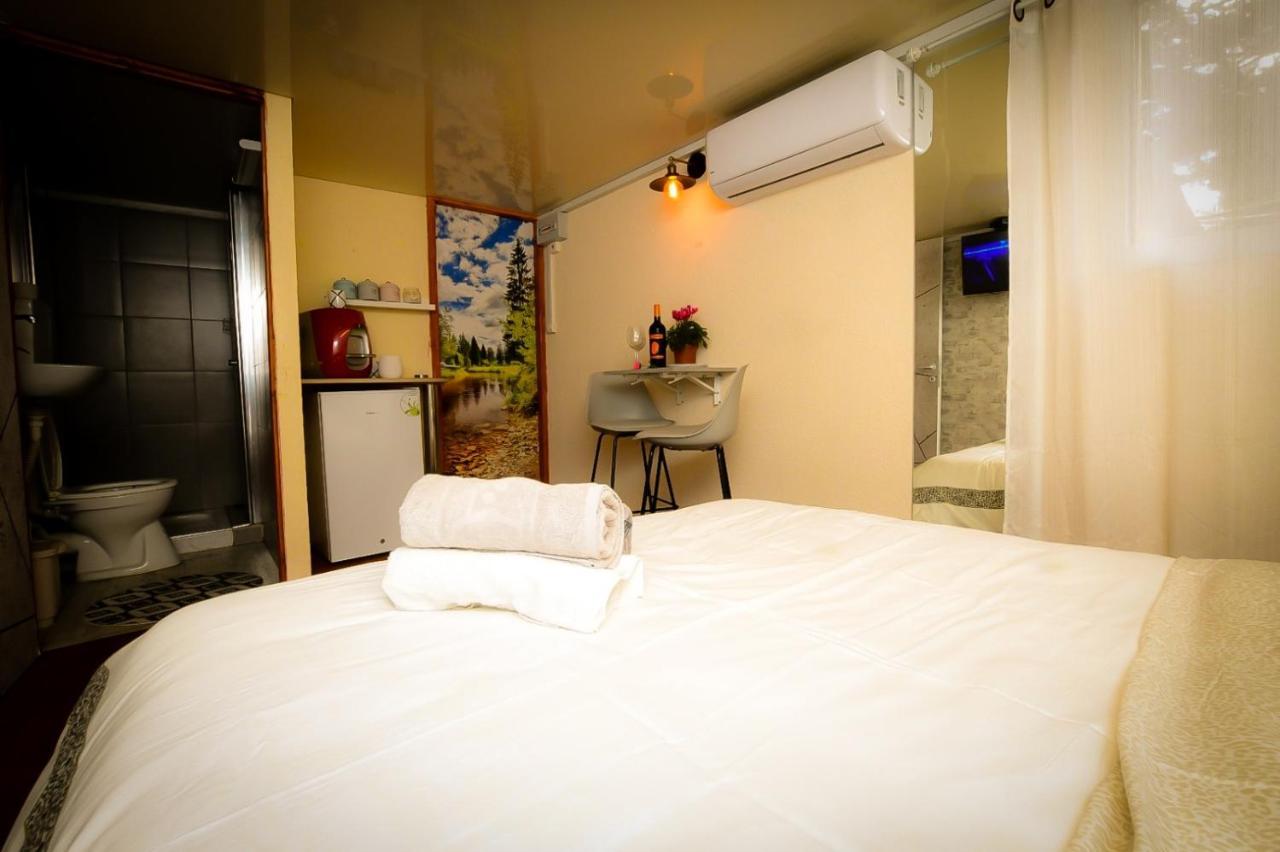 Ferienwohnung קאסה גומז Kiryat Ekron Exterior foto