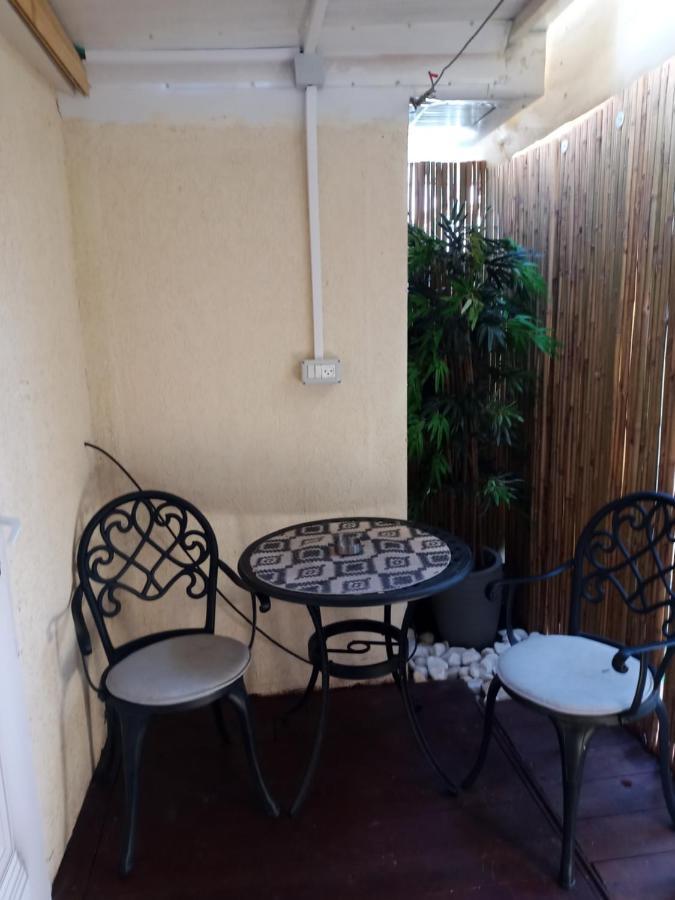 Ferienwohnung קאסה גומז Kiryat Ekron Exterior foto